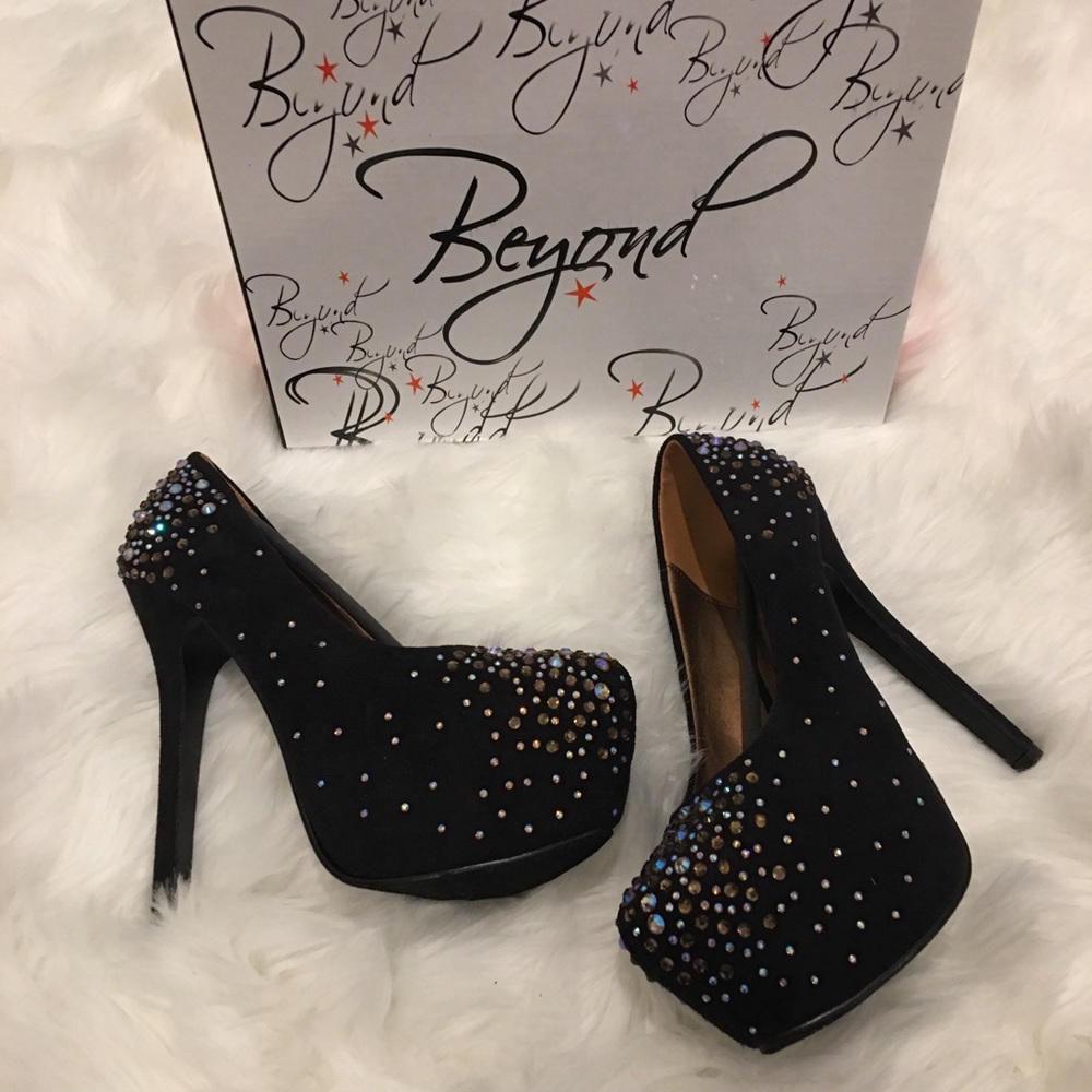 Beyond Maybel-01 Rhinestone Platform Heels - Picture 7 of 16